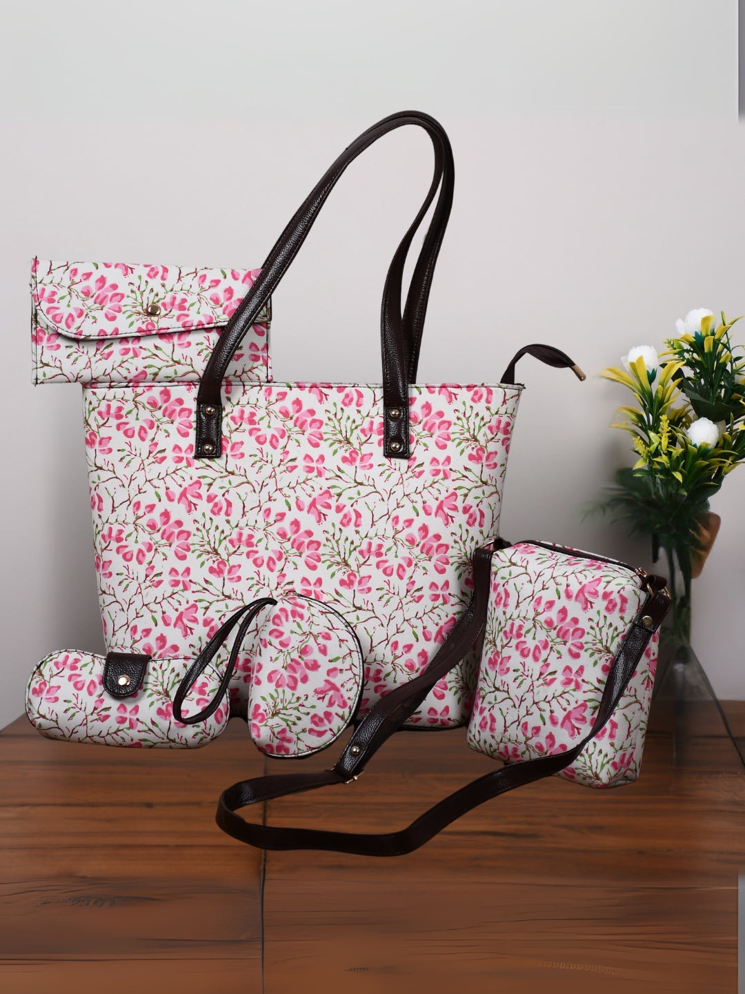 Chic Pink Flowrish Cotton 5-Piece Handbag Combo Set