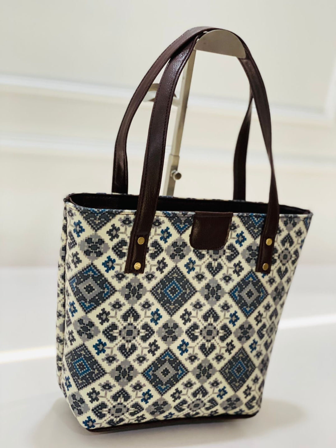 Ikat Print Cotton Hand Bag