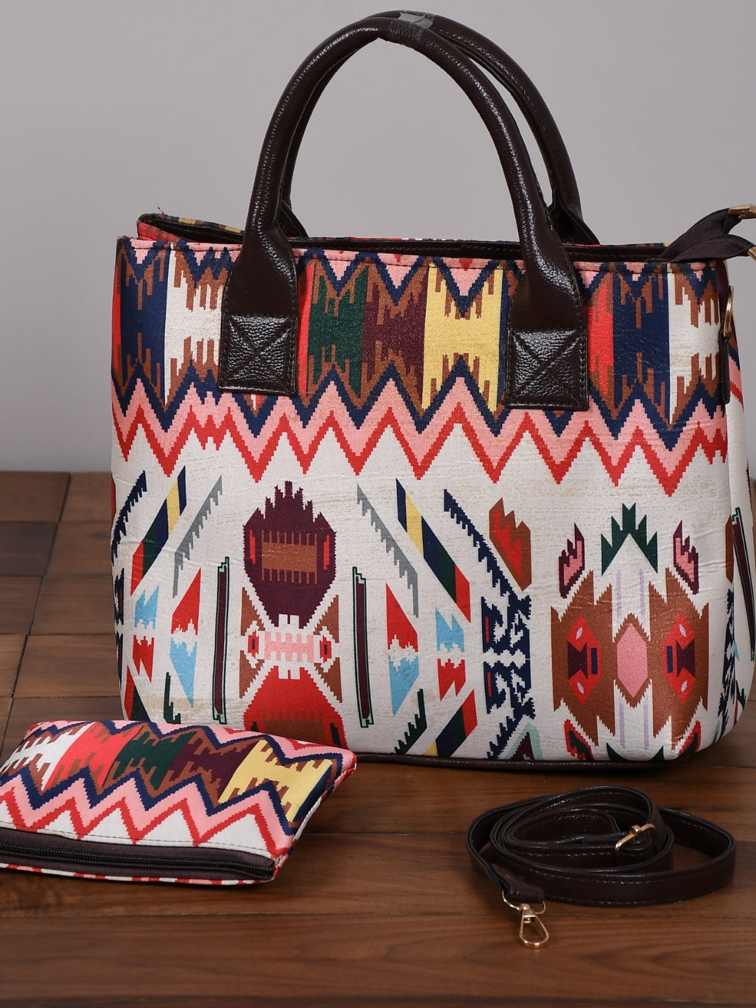 Graceful Dove Digital Print Handbag Cum Sling
