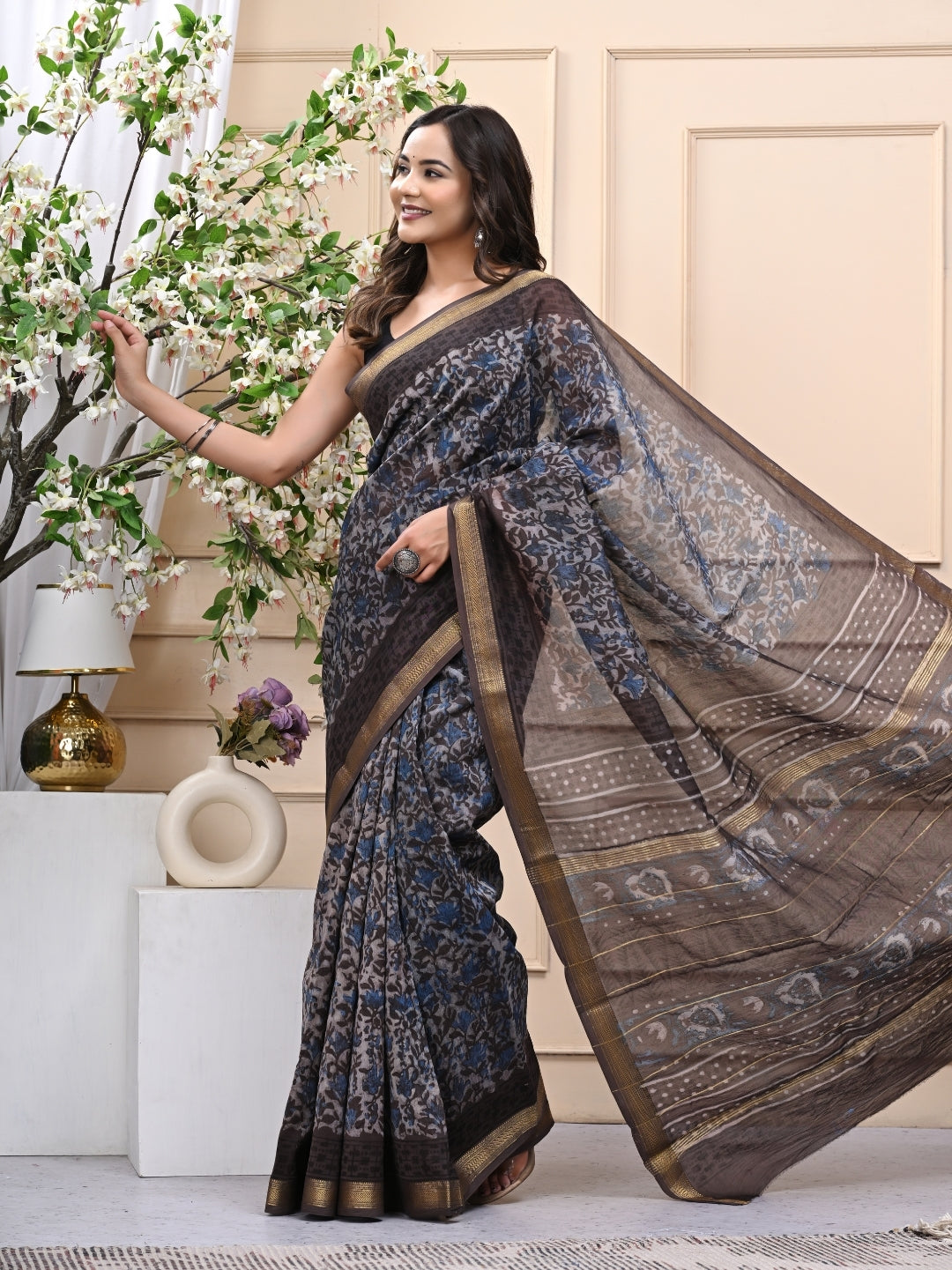 Elegant Vanaspati Ajrakh Maheshwari Silk Saree with Blouse