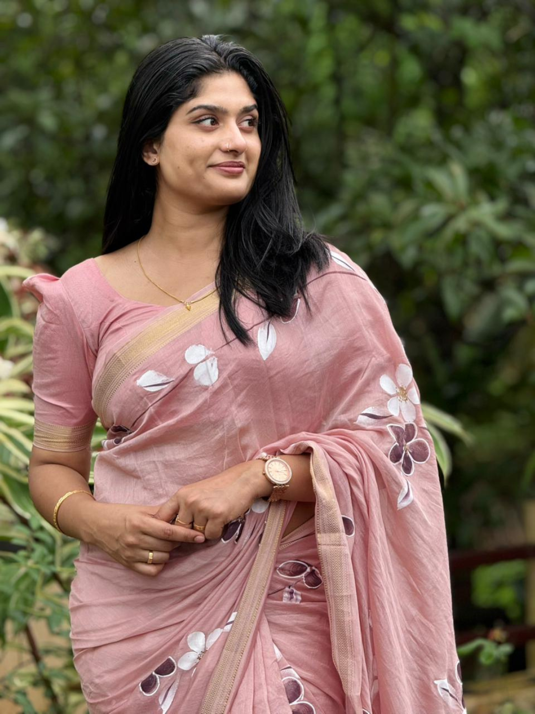 Demanded Hand Brush Painted Maheshwari Silk Saree