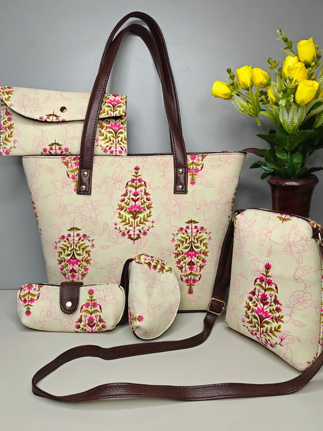 Handcrafted Bagru Cotton 5-piece Combo Set Hand Bags