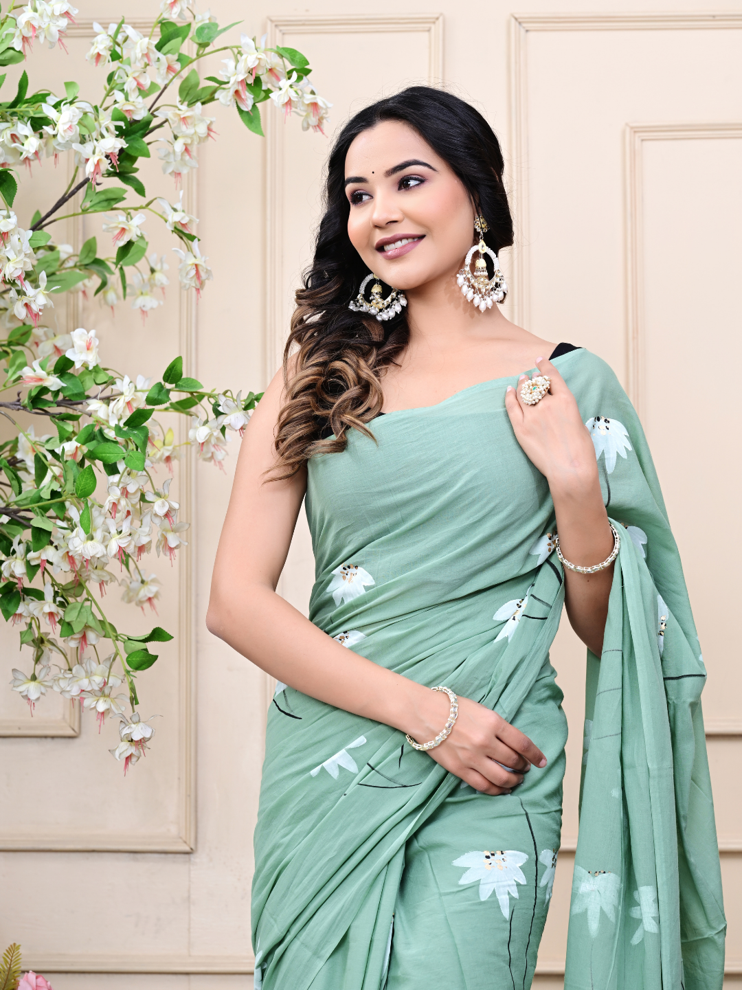 Summer Green Mulmul Cotton Saree – Brush Print
