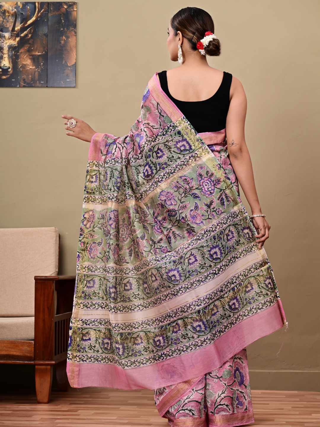 Traditional Pink Jaal Maheshwari Silk Saree