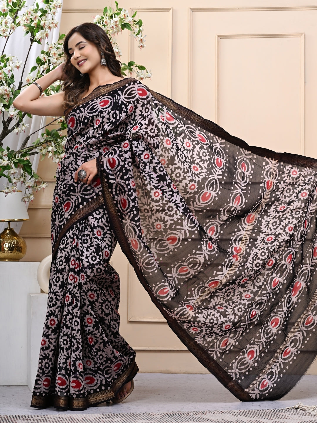 Refined Black Batik Print Maheshwari Silk Saree with Blouse