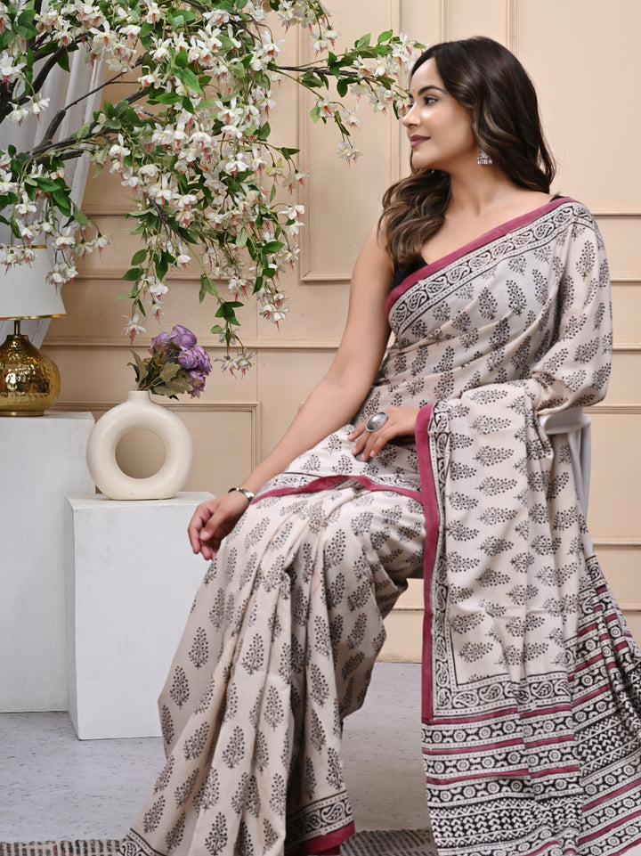 Traditional Butti Bagru Handblock Printed Mulmul Cotton Saree