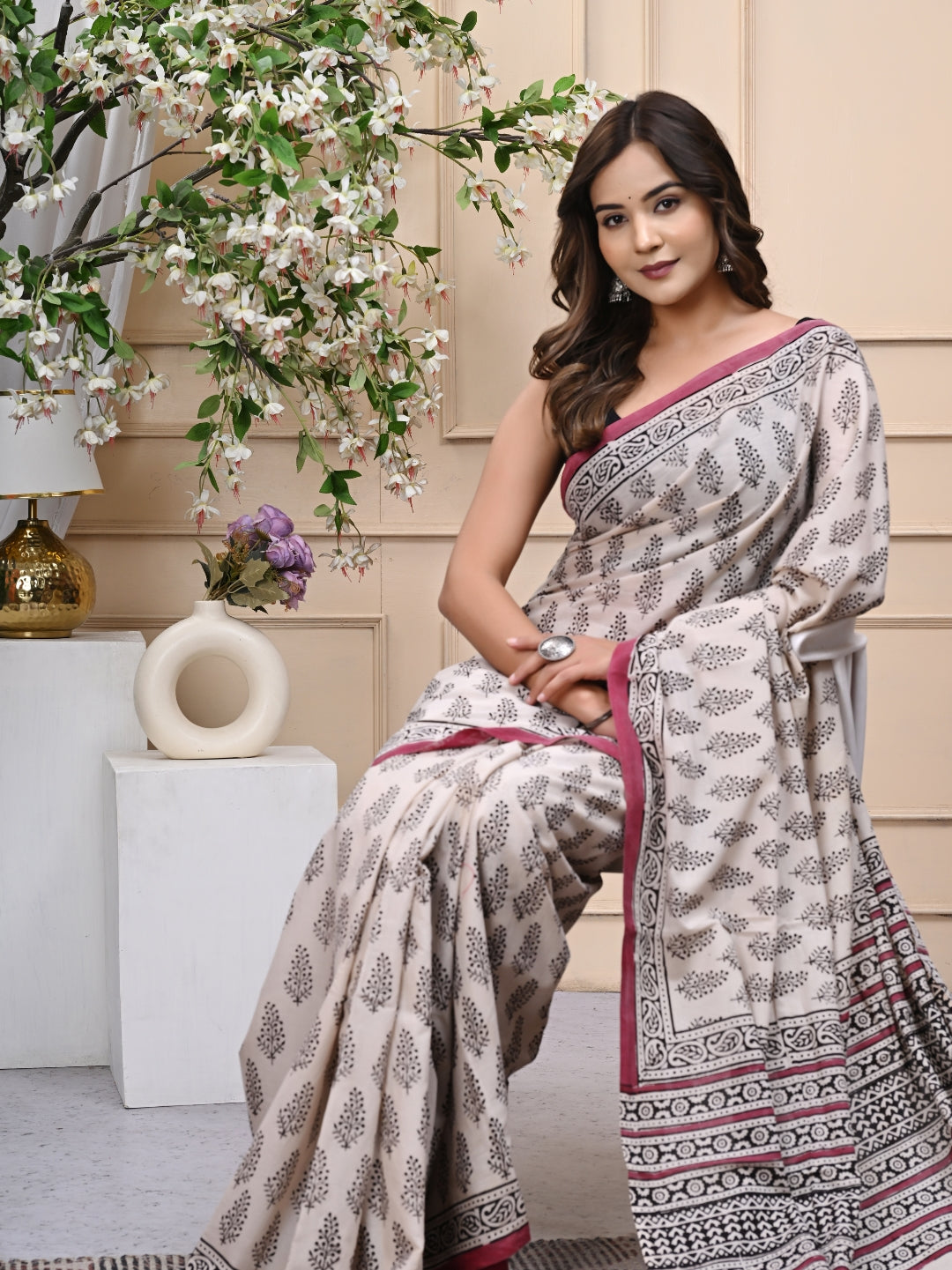 Traditional Butti Bagru Handblock Printed Mulmul Cotton Saree