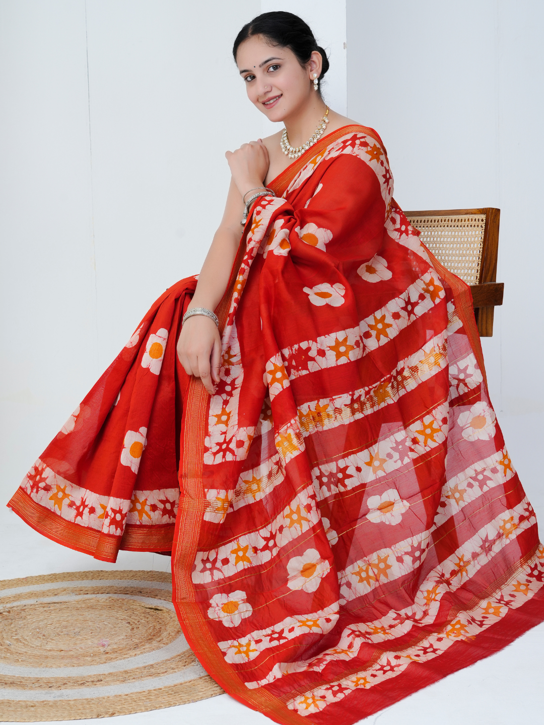 Beautiful Red Colour Maheshwari Silk Saree