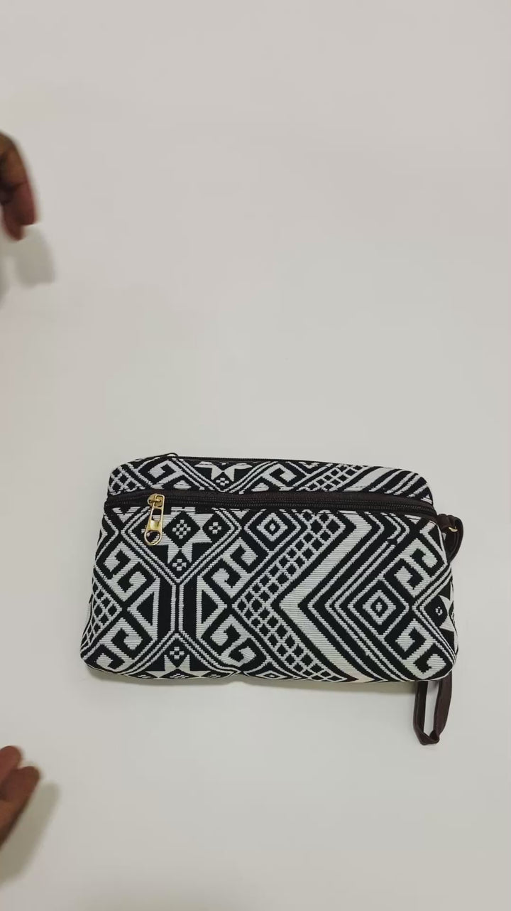 Black Jacquard Embellished Hand Clutch Bag – Elegant & Functional